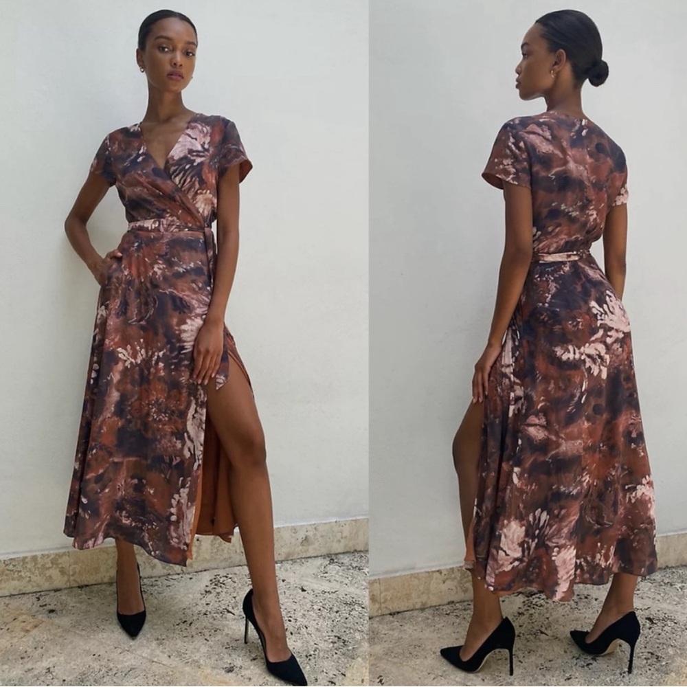 NWT Aritzia Babaton Wrap Dress